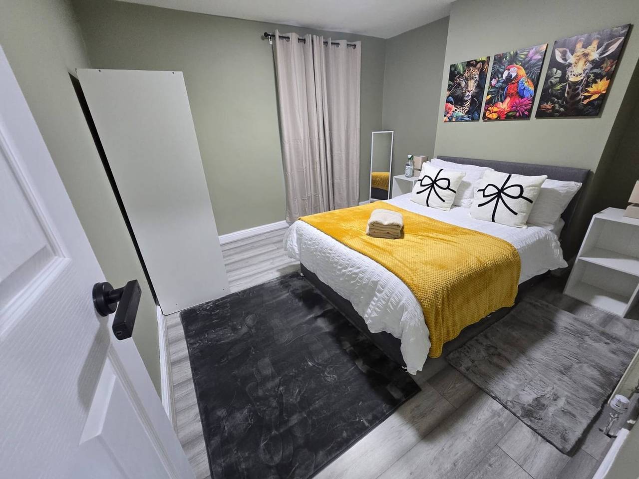 House 5 minutes from Sefton Park in Liverpool, Merseyside
