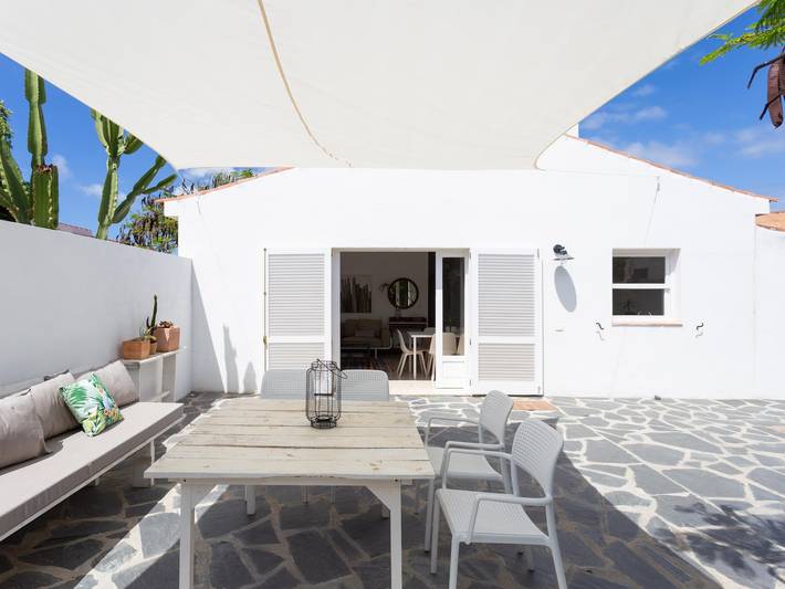Casa rural para 5 personas, con Terraza y Jardín en Arona 