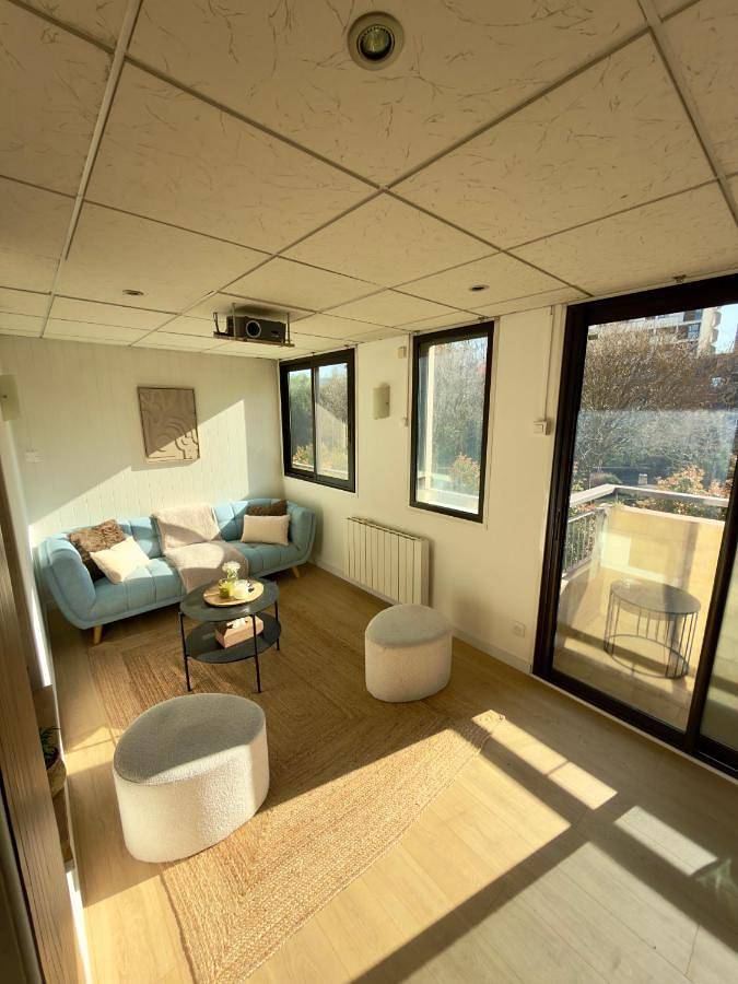 Gîte pour 10 personnes, avec balcon, animaux acceptés à Échirolles