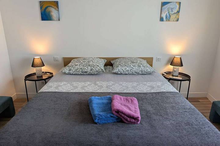 Gîte pour 4 personnes, avec Jardin à Valergues - 2