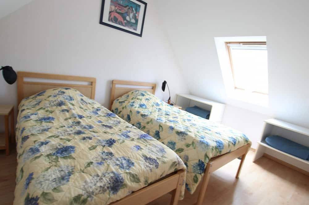 Maison mitoyenne au cœur de La Hague, animaux acceptés in Biville, La Hague