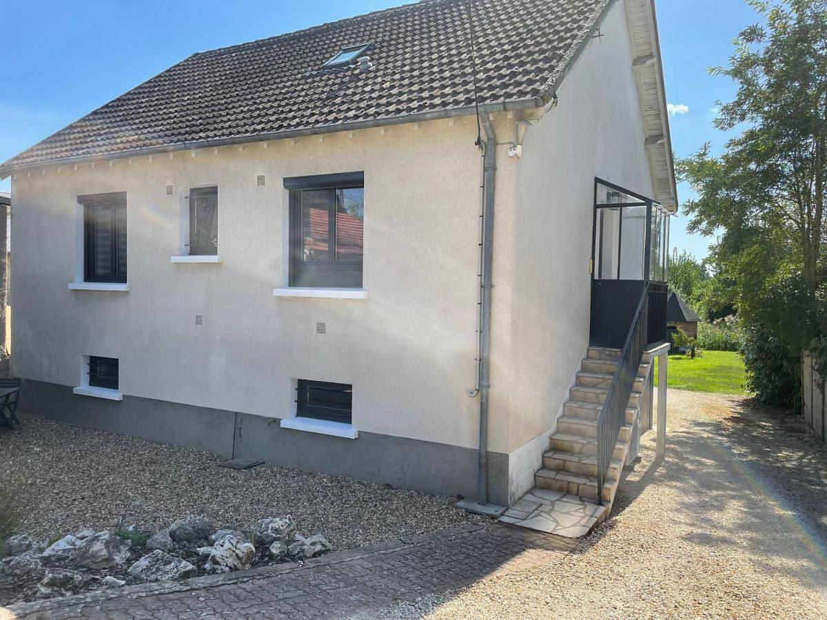 Two-Bedroom House in Contres, Sologne