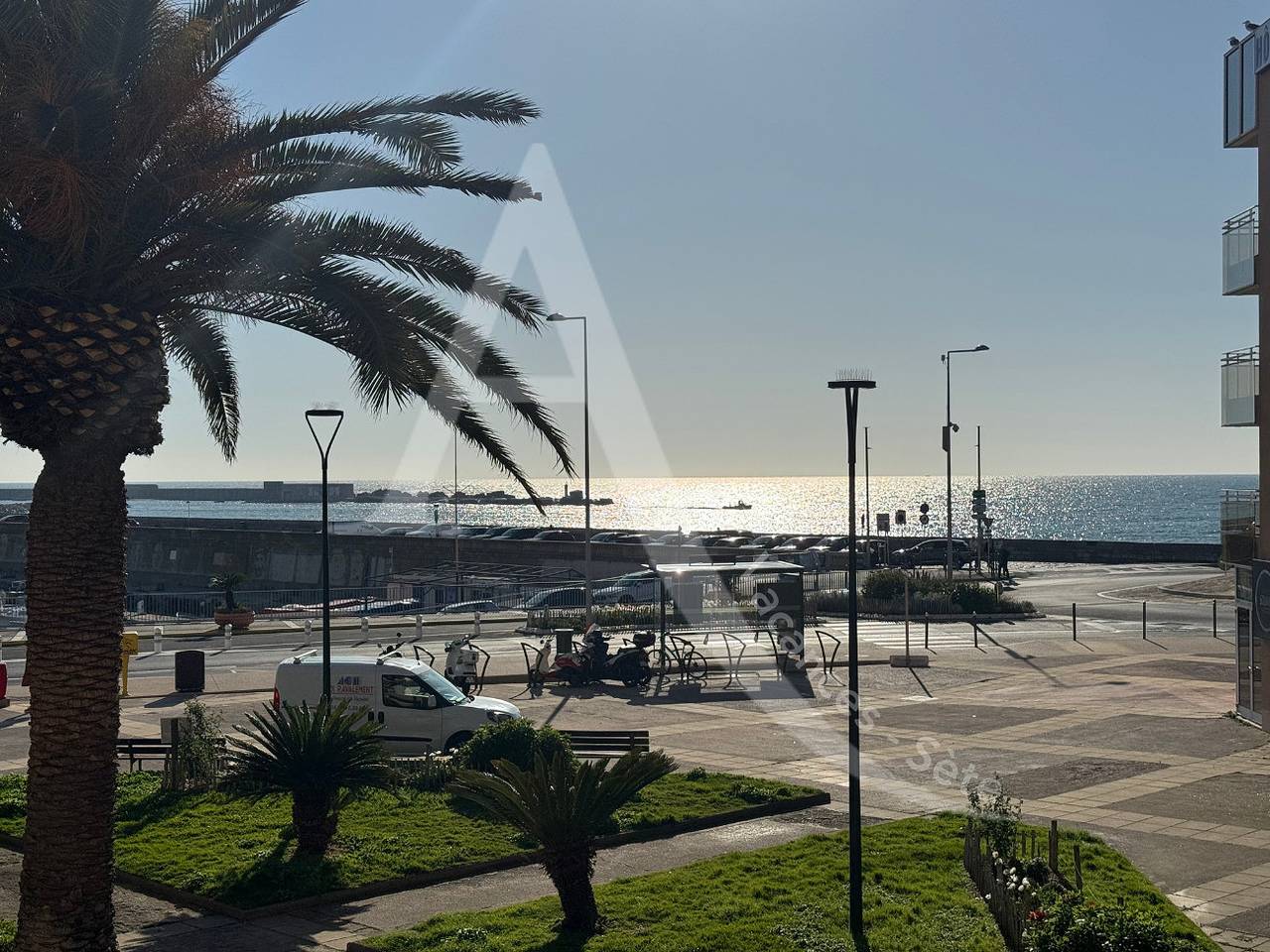 Ganze Wohnung, 182 / T2 Avec Parking, Piscine Et Ascenseur in Sete, Côte d'Améthyste