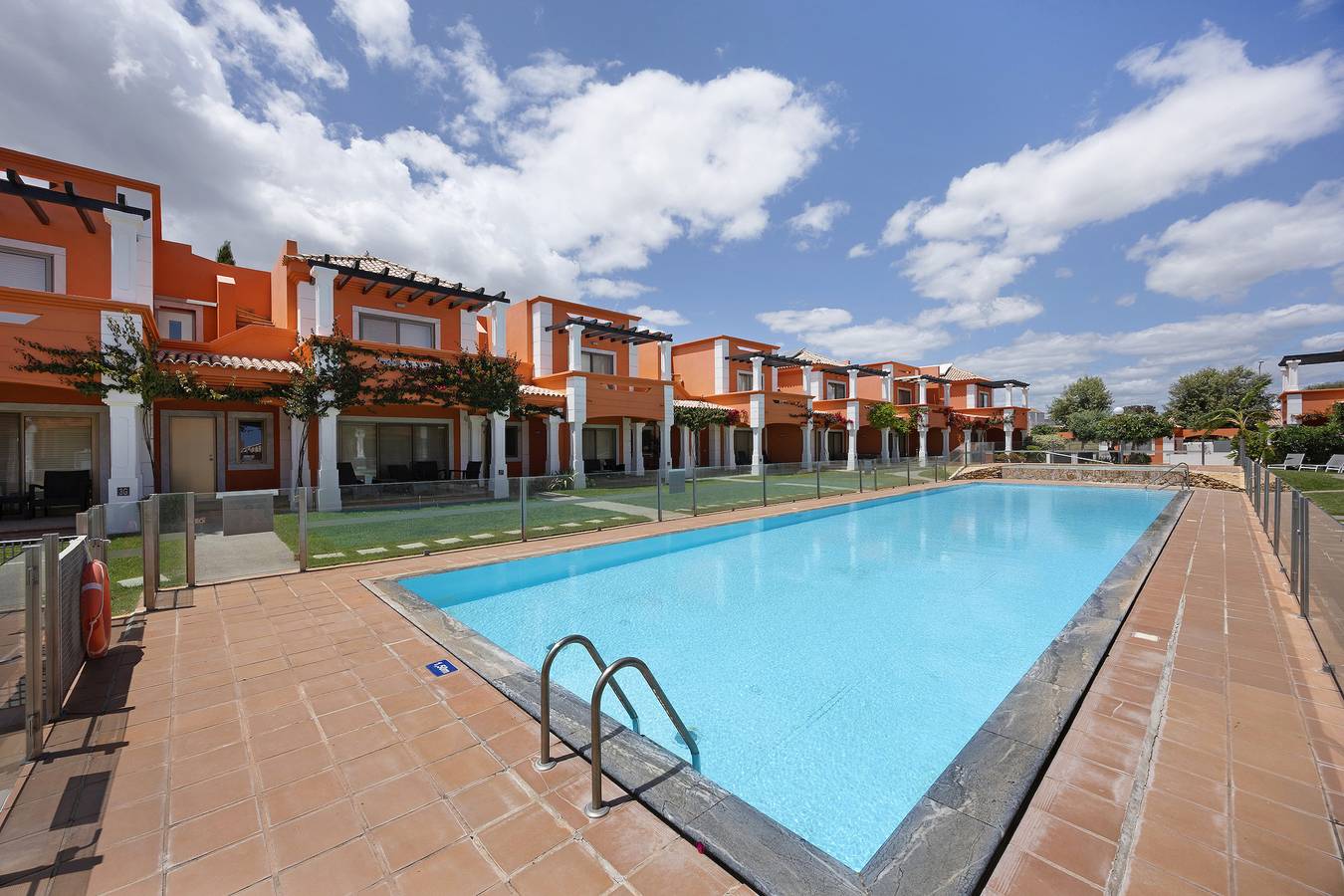 Villa 'Casa Giorianna - Luxury' com Piscina Partilhada, Wi-Fi e Ar Condicionado in Luz de Tavira, Ria Formosa