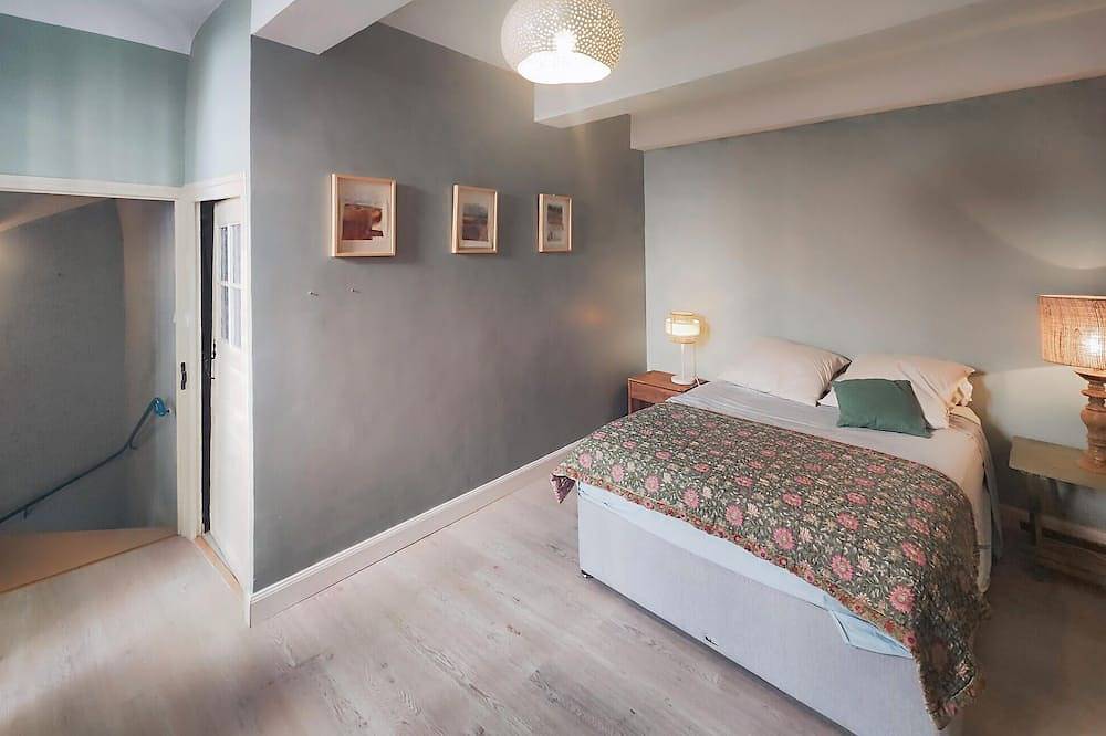 Amazing home in Cessenon-sur-Orb in Cessenon-sur-Orb, Béziers region