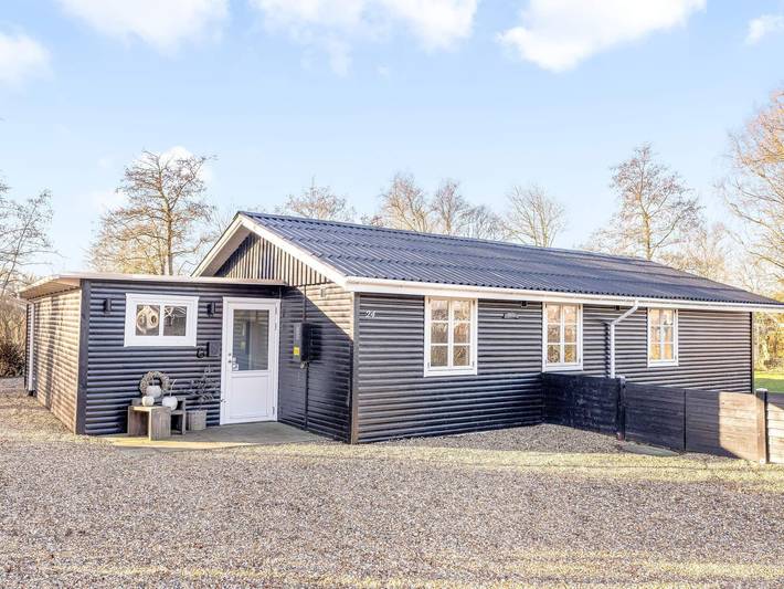 Ferienhaus für 5 Personen, mit Terrasse und Garten in Bork Havn