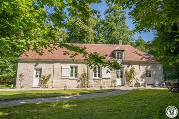 Gîte pour 6 personnes, avec terrasse et jardin à Morienval