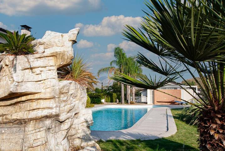 Apartamento de vacaciones para 4 personas, con piscina además de vistas y jardín - 1