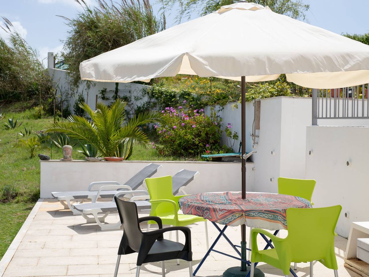 Oceanview Cliff Retreat in Serra do Bouro, Santo Onofre e Serra do Bouro