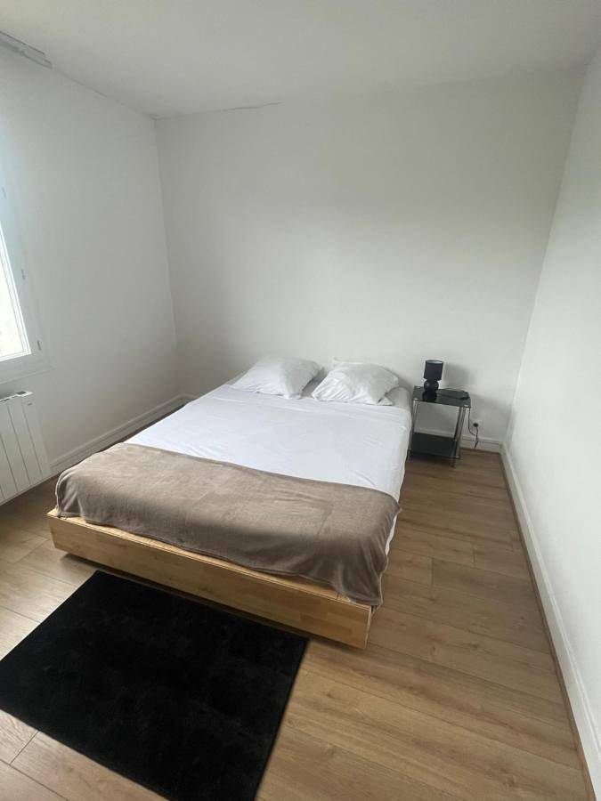 Appartement entier, Three-Bedroom Apartment in Tours, Région de Tours