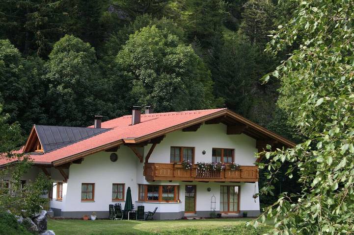 Gîte pour 6 personnes, avec Balcon à Steeg