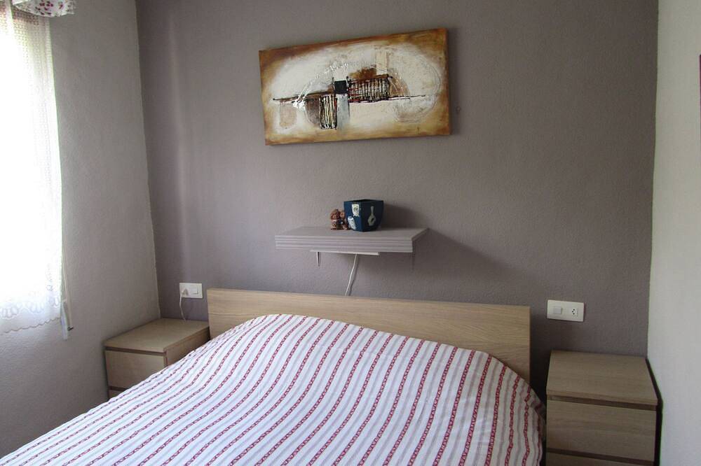 Beautiful villa with large outdoor kitchen for max. 10 people, swimming pool, air conditioning and wifi in Ciudad Quesada, Rojales