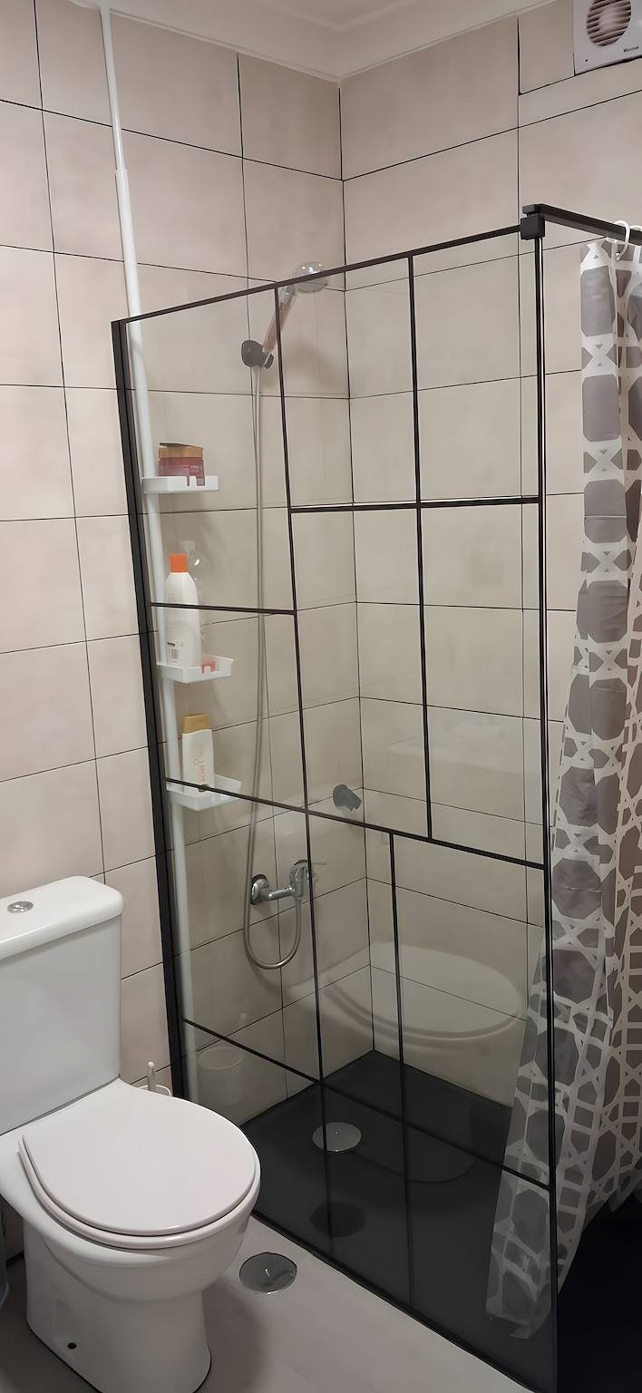 Ganze Wohnung, Apartment 'Paraiso Sol Da Rocha' mit Meerblick, Gemeinschaftspool und Wlan in Praia da Rocha, Portimão