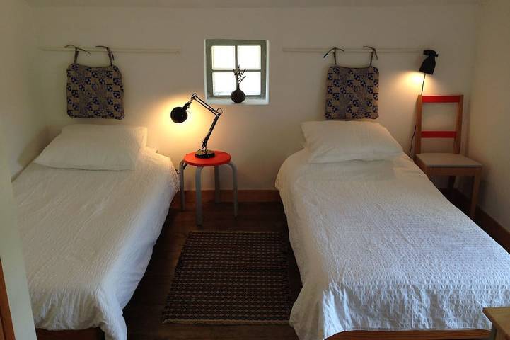 Gîte pour 10 personnes, avec jardin et piscine à Saint-Saud-Lacoussière - 4