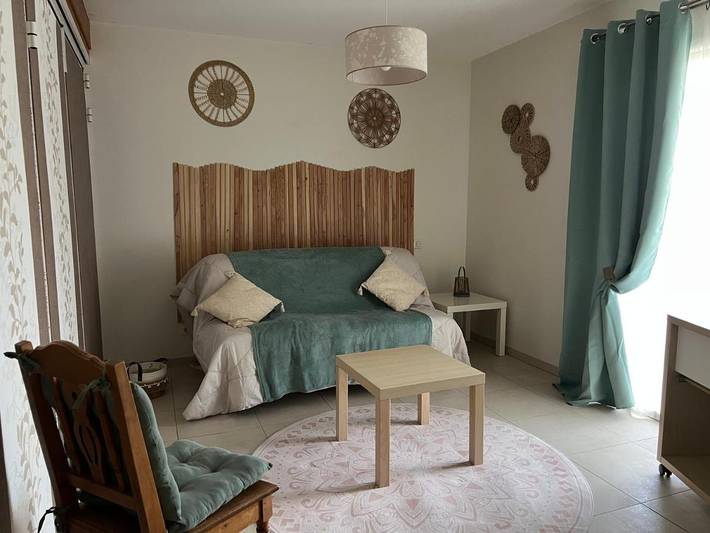 Gîte pour 4 personnes, avec Terrasse ainsi que Jardin et Vue à Montembœuf - 2