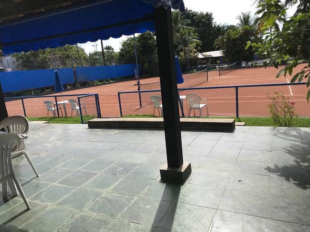 Ganze Wohnung, Wembley Tennis Condo - Toninhas, volle Freizeit 100 Meter vom Strand entfernt in Toninhas Ubatuba, Ubatuba