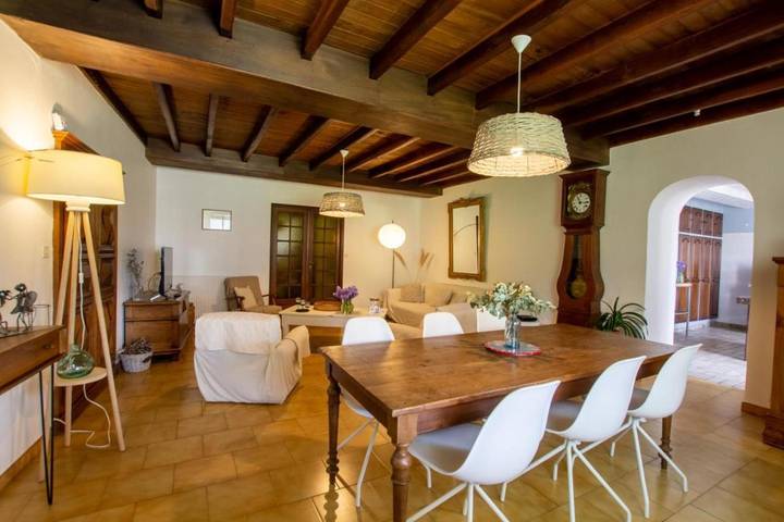 Gîte pour 6 personnes, avec terrasse et jardin, animaux acceptés à Tocane-Saint-Apre