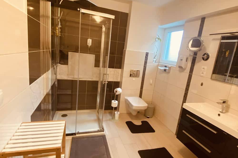 Ganze Wohnung, Schöne und großzügige Ferienwohnung in Bad Harzburg, Harzvorland