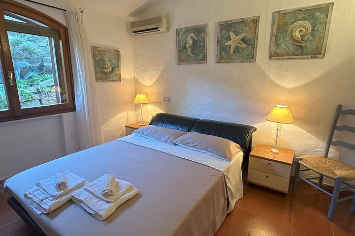 Ganze Wohnung, Geräumige und komfortable Drei-Zimmer-Wohnung in Liscia di Vacca, Arzachena