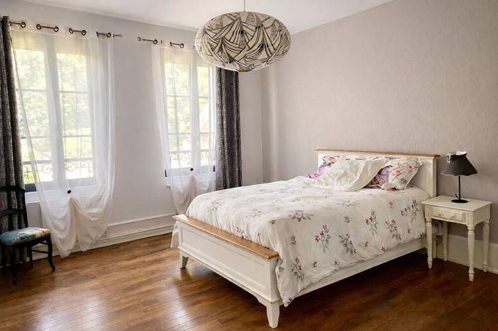 Gîte pour 10 personnes, avec jardin à Ervy-le-Châtel - 3