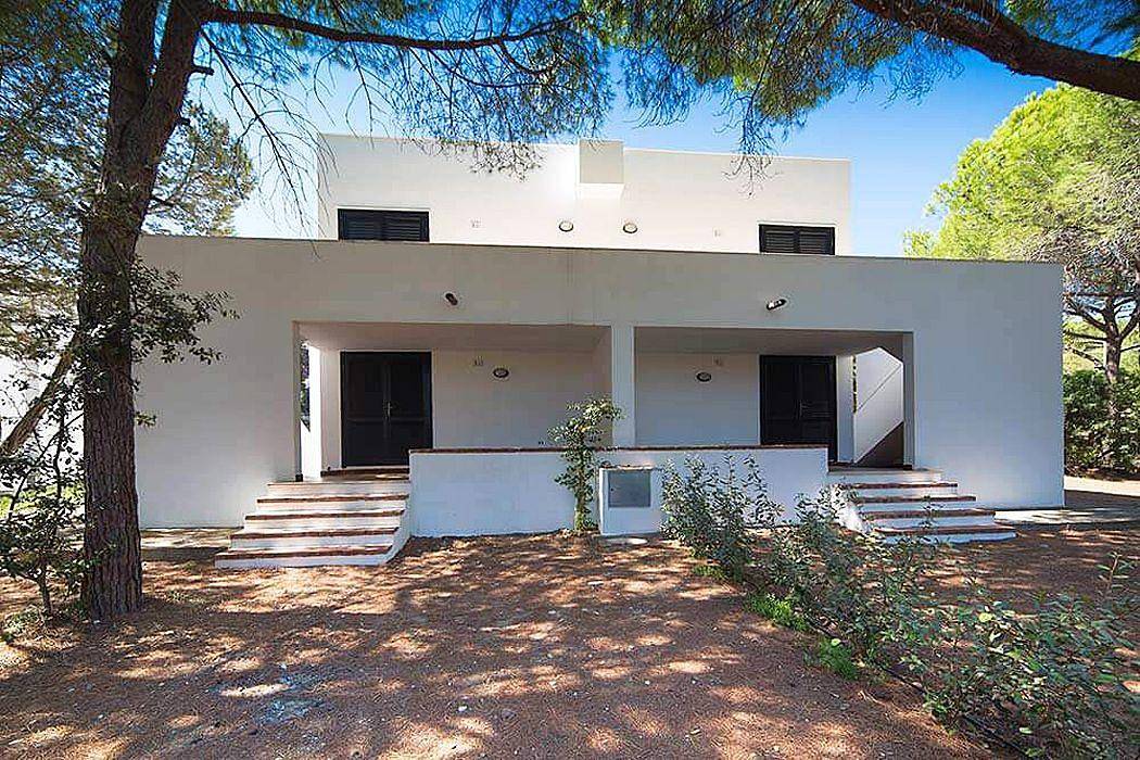Ganze Ferienwohnung, Villa 'Alba 2D' direkt am Strand in Sas Linnas Siccas, Orosei