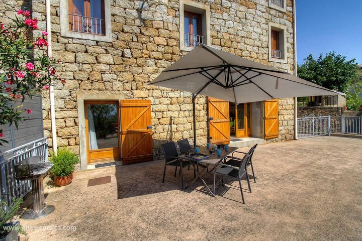 Gîte für 4 Personen, mit Terrasse und Garten sowie Ausblick auf Korsika - 2