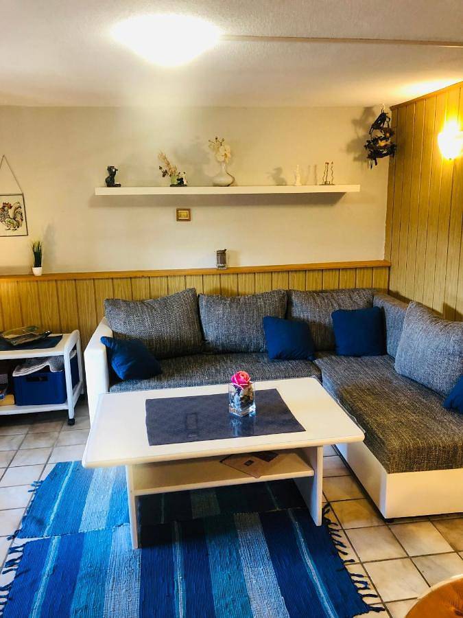 Ferienwohnung für 5 Personen, mit Balkon und Terrasse in Lemgow