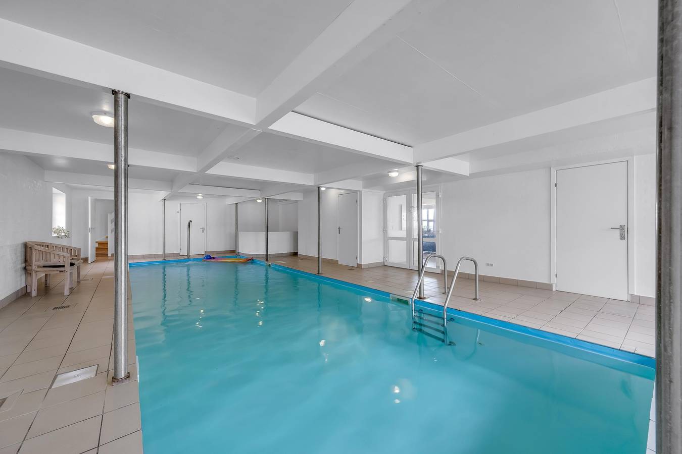 40-person holiday home, with large pool area and panoramic views of the Limfjord. in Thyholm, Oddesund