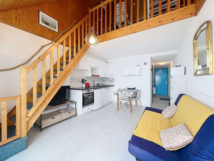 Gîte pour 4 personnes, avec terrasse dans Plage Du Porigo