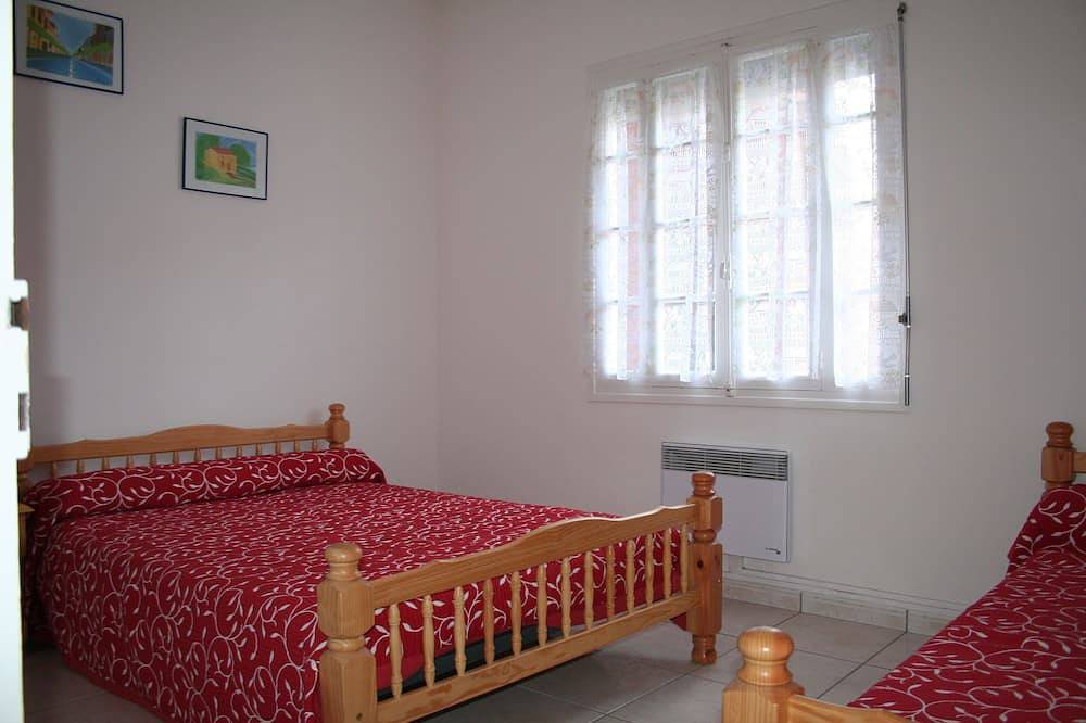 Apartamento entero, Rents T3 - Leucate beach - Planta baja - Frente a la playa in Leucate, Region de Narbonne