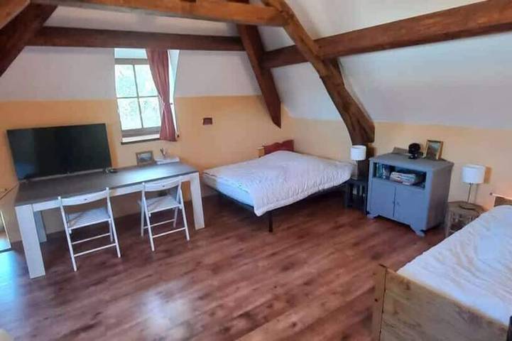 Location de vacances pour 10 personnes, avec jardin dans Coulonges (Vienne) - 3