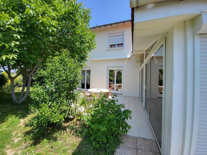 Gîte pour 14 personnes, avec jardin à Aussonne - 3