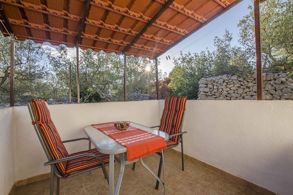 Ganze Wohnung, Ferienwohnungen Oliva - Maslinica in Maslinica, Solta