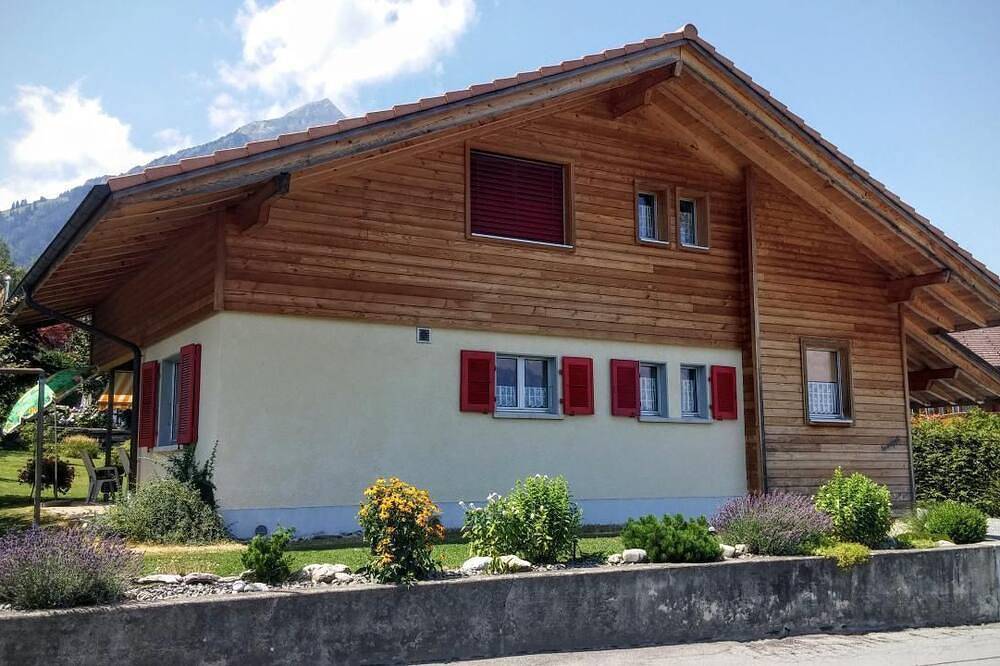 Ferienhaus Aeschi b. Spiez für 1 - 6 Personen mit 3 Schlafzimmern - Ferienhaus in Aeschi bei Spiez, Thunersee