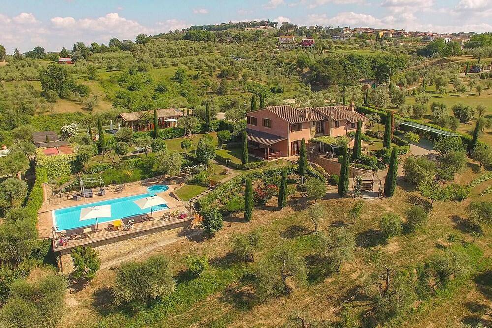 Schönes Haus mit 6 Schlafzimmern in. in Alberi, Chianti