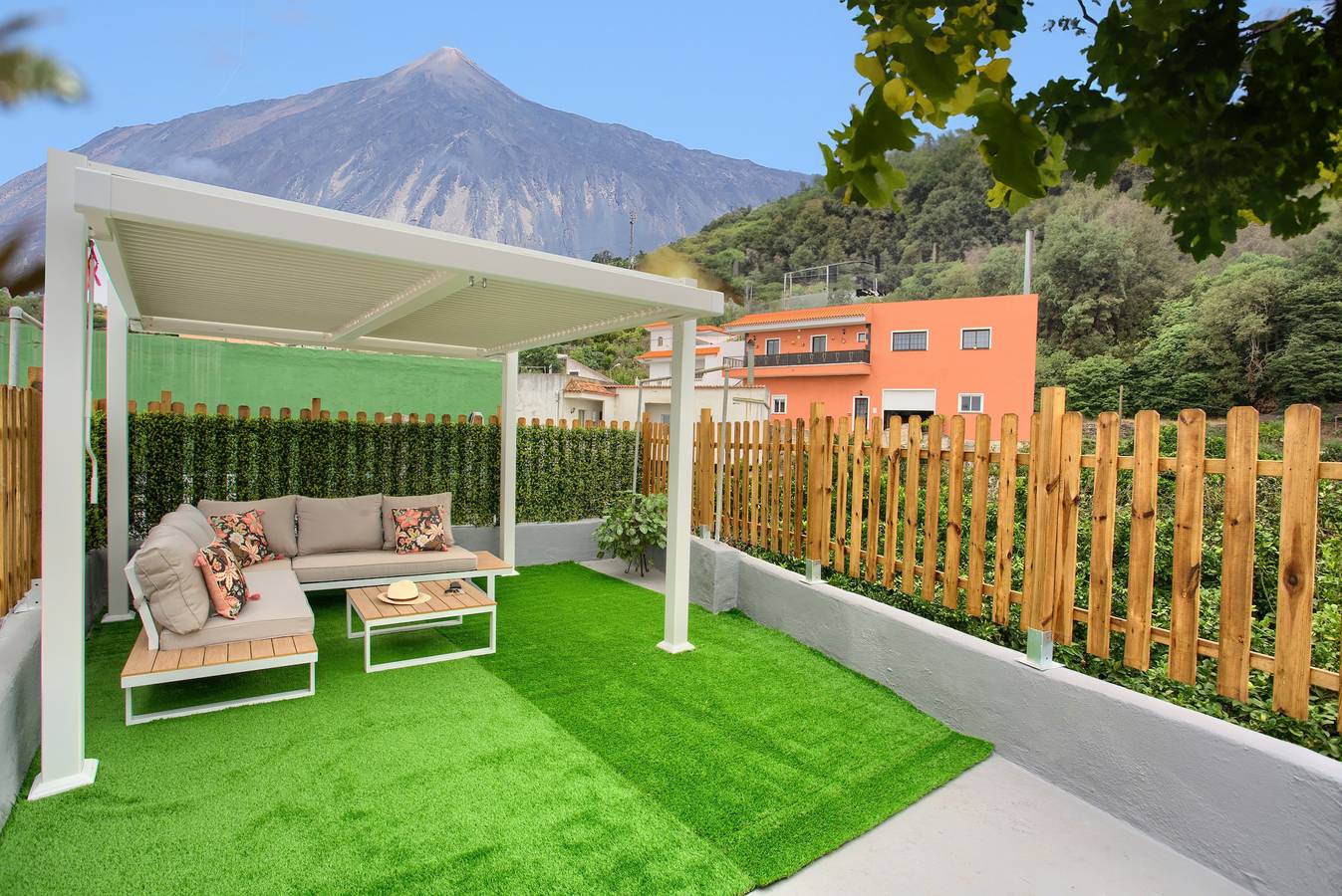 Appartement entier, Appartement de vacances « Los Abuelos 3 Icod » avec vue sur la montagne, terrasse partagée et Wi-Fi in Cruz del Camino, Icod de los Vinos