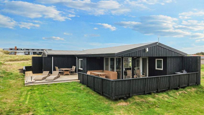 Ferienhaus für 6 Personen, mit Sauna und Terrasse sowie Ausblick, mit Haustier in Løkken