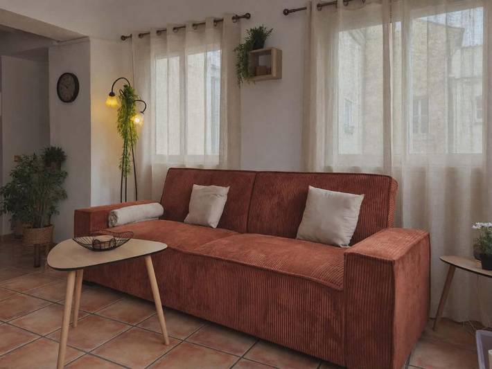 Location de vacances pour 4 personnes, avec terrasse, animaux acceptés à Pouzolles