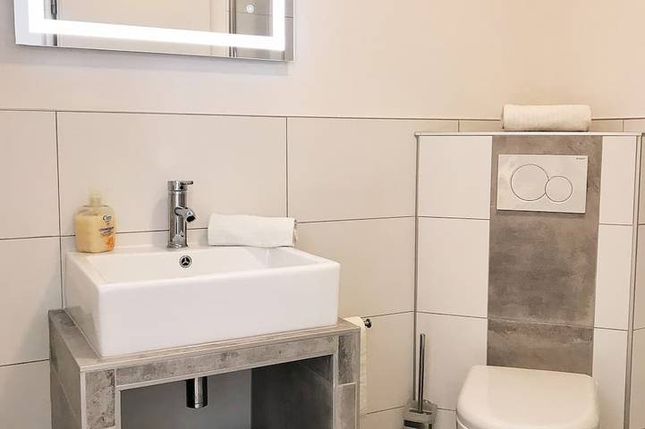Ganze Wohnung, Kleine Schwalbe We 18: strandnahe und moderne 2-Zimmer-Fewo in Kühlungsborn Weststrand, Kühlungsborn