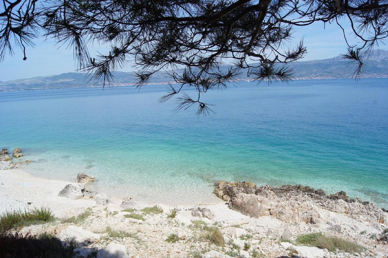 Entire holiday apartment, Apartment for 6 persons  + 1 child approx. 107 qm in Mastrinka, Dalmatia (Central Dalmatia) in Mastrinka, Ciovo