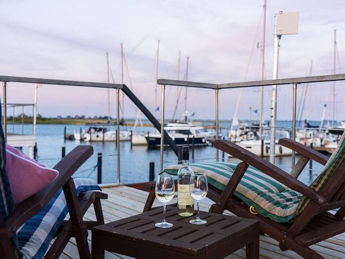 Hausboot für 5 Personen, mit Terrasse in Burg auf Fehmarn und Umgebung - 2