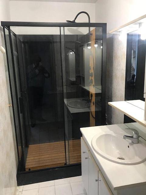 Appartement de vacances entier, Vaste chambre familiale in Bourg-en-Bresse, Région de Bourg-en-Bresse