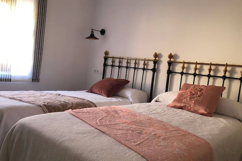 Entire apartment, Accommodations: El Balcón de La Vega in Vinuesa, Soria Province