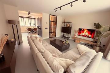 Gîte pour 4 personnes, avec jacuzzi ainsi que jardin et terrasse à Berg-op-Zoom