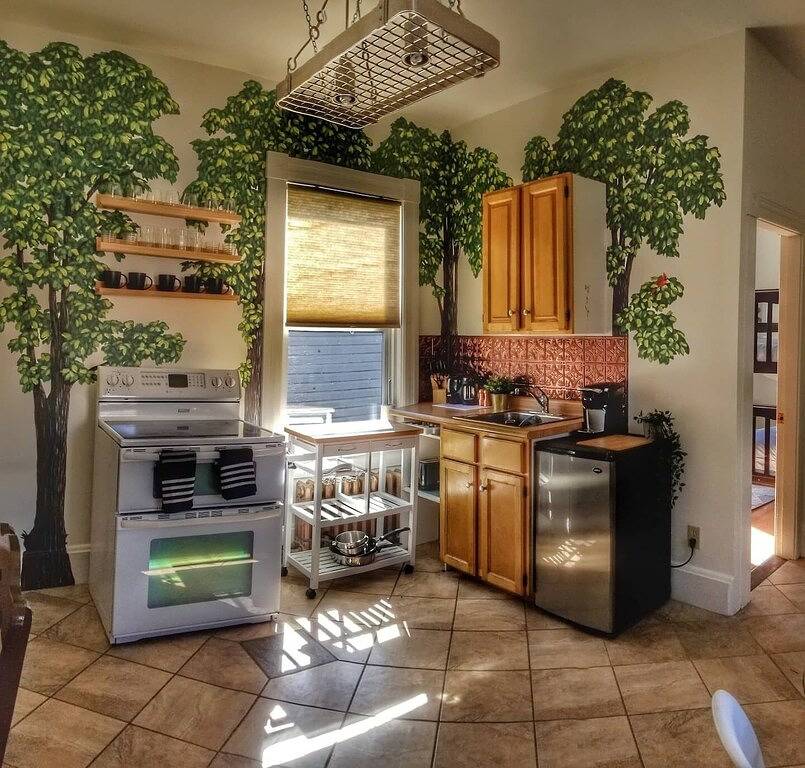 Ganze Wohnung, Two bedrms, living+dining, Kedgi Lodge nature themed suite in Region of Queens Municipality, Queens County