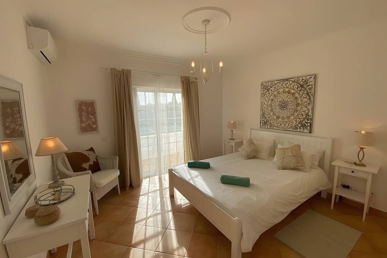 Stadthaus mit Gemeinschaftspool in Carvoeiro, Algarve, Portugal in Carvoeiro, Lagoa