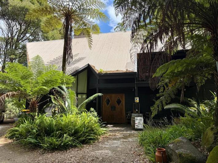 Casa de huéspuedes para 2 personas, con jardín y jacuzzi en Victoria