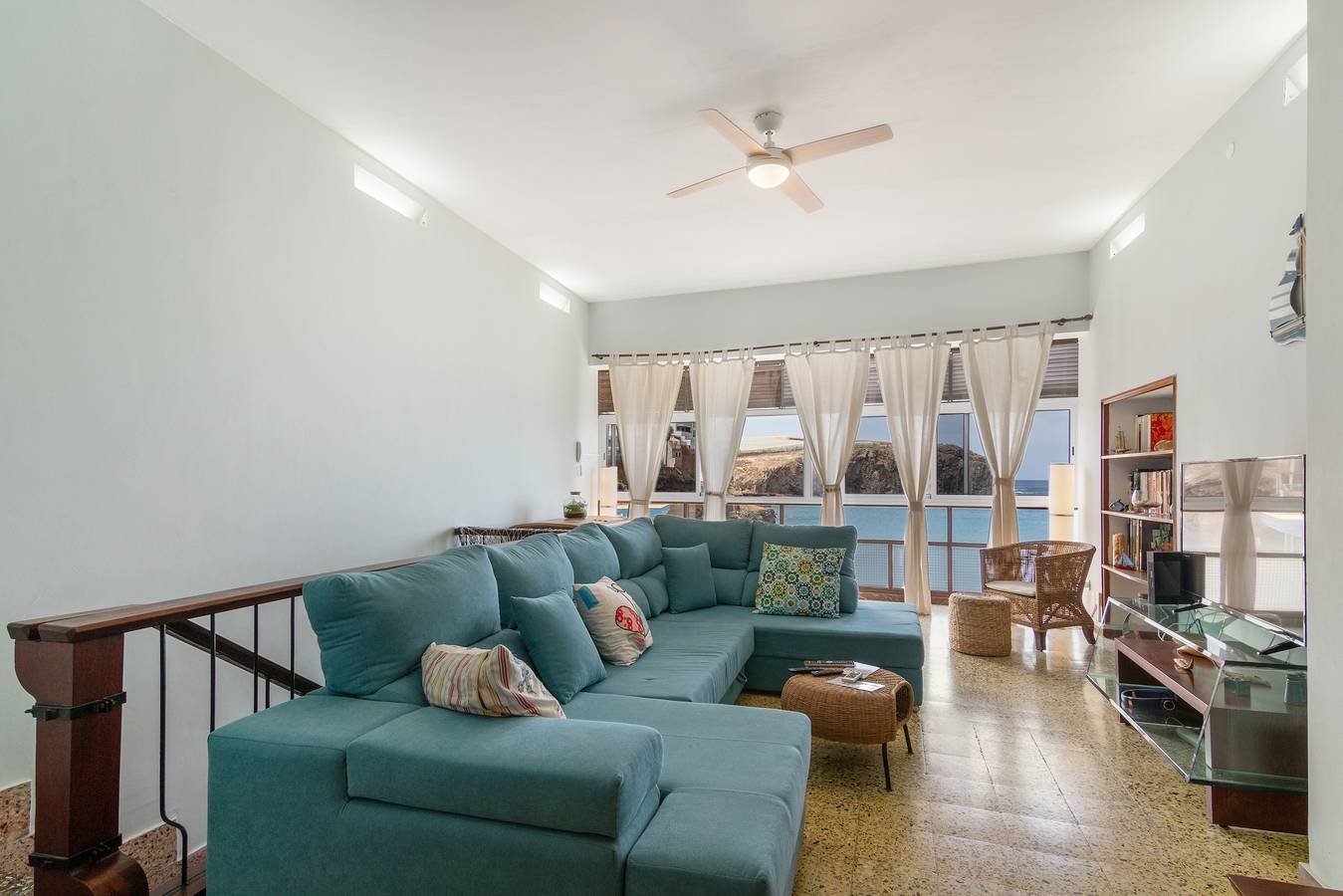 Apartamento entero, Vacaciones 'Las Velas' con vistas al mar, Wi-Fi y aire acondicionado in Sardina del Norte, Gáldar