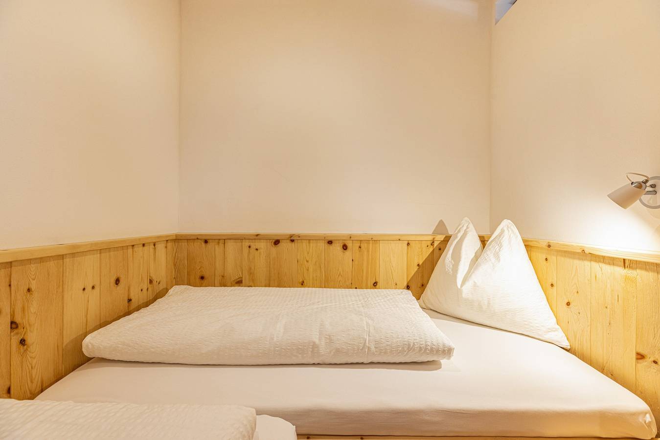 Entire apartment, Apartment "Lechnerhof Wilde Kreuzspitze" Near the Ski Area with Mountain View and Wi-Fi in Valles, Mühlbach