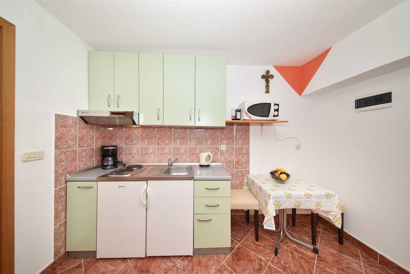 Cały apartament, Apartament wakacyjny dla 2 osób z balkon/ taras in Privlaka, Zadar